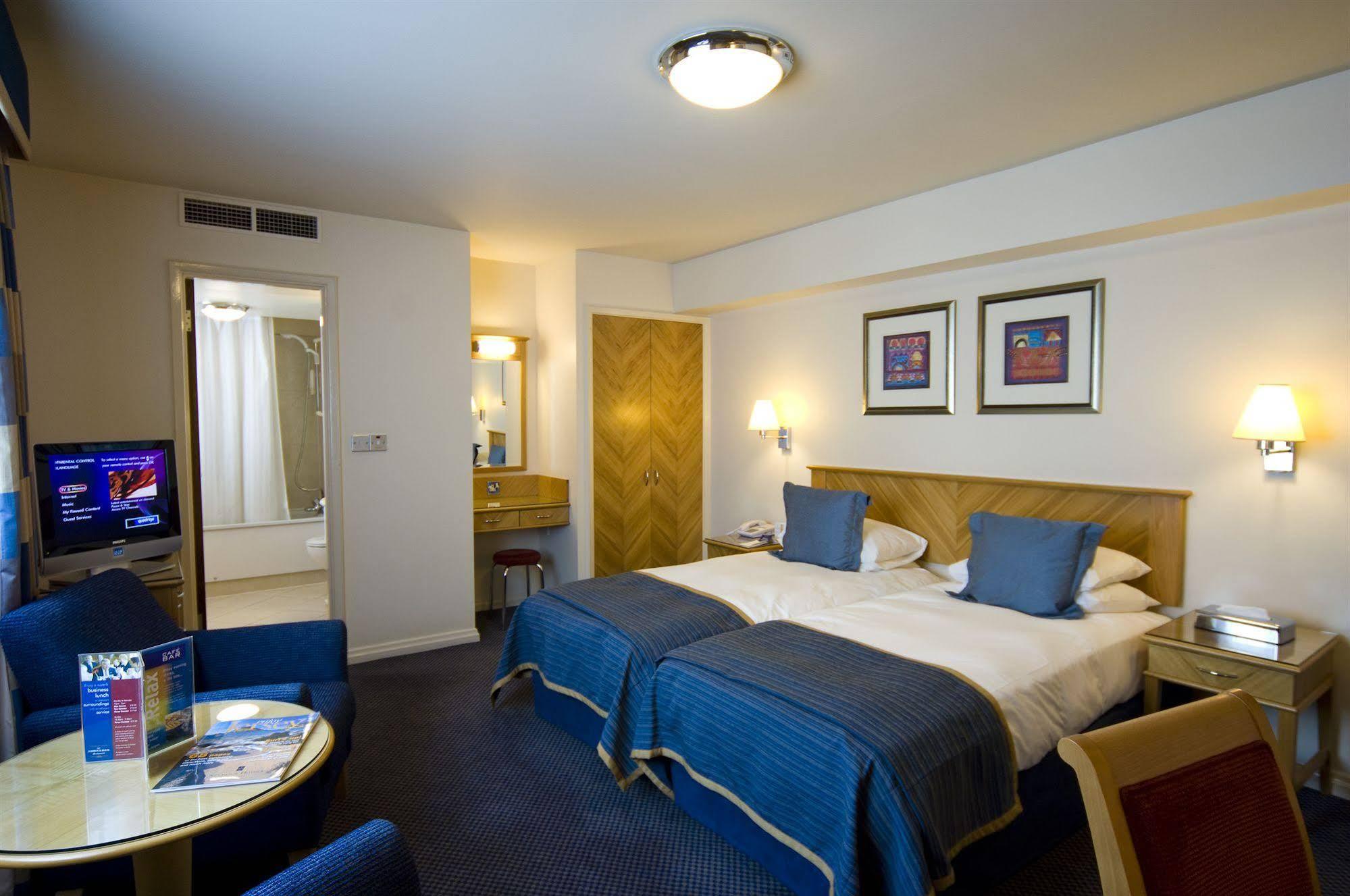 Pomme D'Or Hotel Saint Helier Jersey 외부 사진