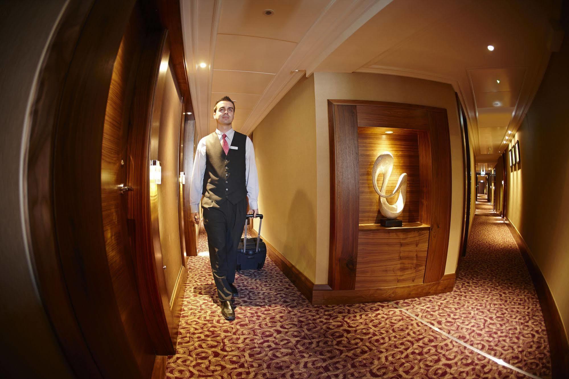 Pomme D'Or Hotel Saint Helier Jersey 외부 사진